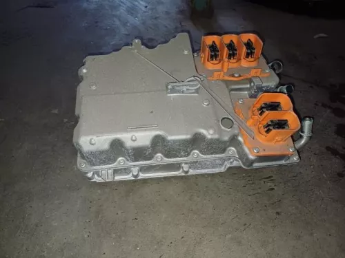 Inverter-7616894 (13475564)