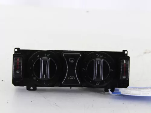 Kachel Bedieningspaneel-7889477