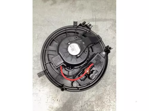 Kachel Ventilatiemotor-8253406 (21670977)