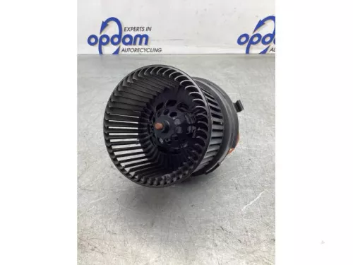 Kachel Ventilatiemotor-8061693