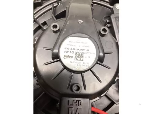 Kachel Ventilatiemotor-8219184 (21653574)
