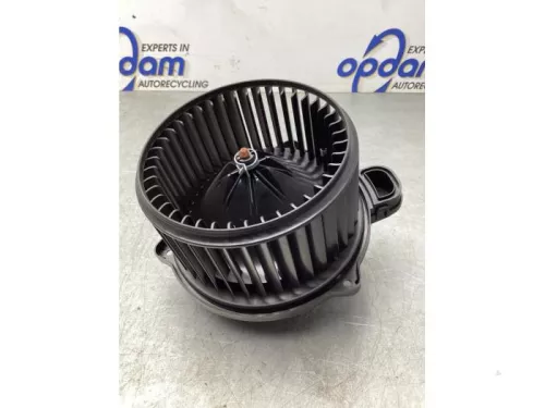 Kachel Ventilatiemotor-7859009 (18706633)