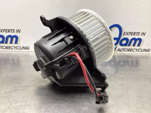 Kachel Ventilatiemotor-8039747 (19022380)