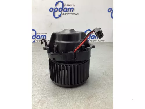 Kachel Ventilatiemotor-8079616 (19890307)