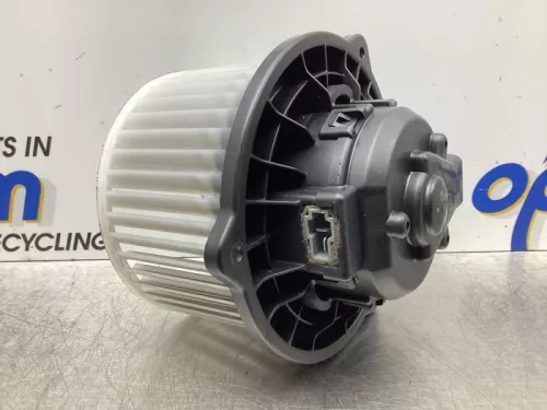 Kachel Ventilatiemotor-7868353 (17852543)