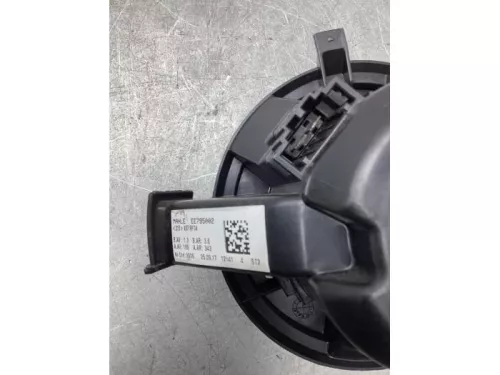 Kachel Ventilatiemotor-8062216 (20984658)
