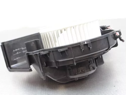 Kachel Ventilatiemotor-7884682 (8365889)