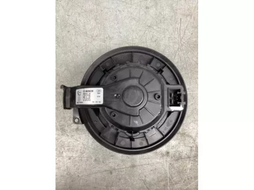 Kachel Ventilatiemotor-7931865 (17726791)
