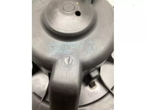 Kachel Ventilatiemotor-8042544 (18886405)