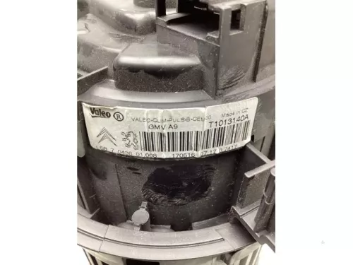 Kachel Ventilatiemotor-8079698 (19464923)