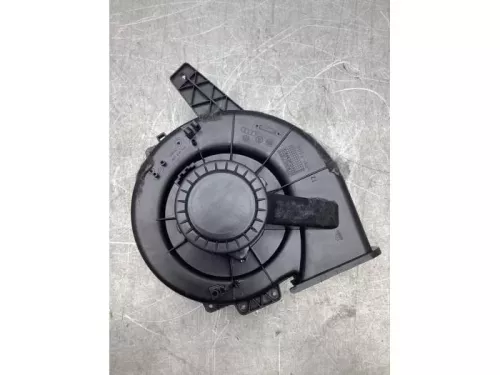 Kachel Ventilatiemotor-8114314 (21080470)