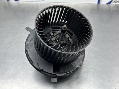Kachel Ventilatiemotor-8264459 (22054355)