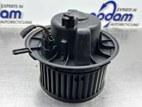 Kachel Ventilatiemotor-8264459 (22054355)