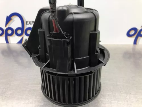 Kachel Ventilatiemotor-8143690 (20514289)