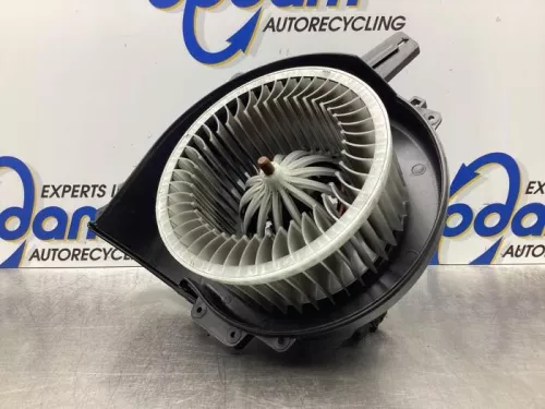 Kachel Ventilatiemotor-7577029 (17499104)