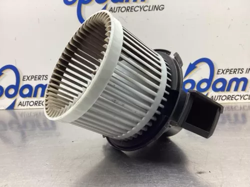 Kachel Ventilatiemotor-8094194 (19833412)