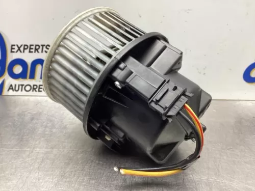 Kachel Ventilatiemotor-7862434 (17989699)