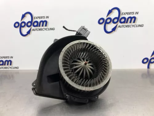 Kachel Ventilatiemotor-8190553 (20775000)
