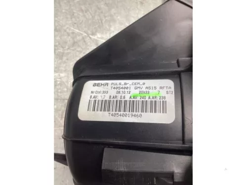 Kachel Ventilatiemotor-8037708 (21037960)