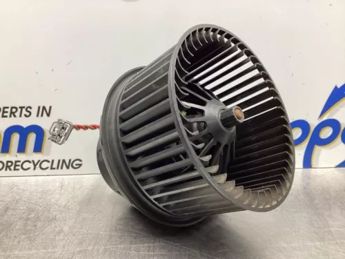 Kachel Ventilatiemotor-7856232 (17501934)