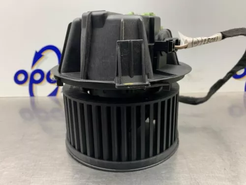 Kachel Ventilatiemotor-8239553 (21504768)