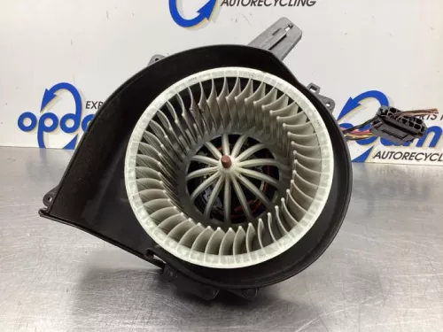 Kachel Ventilatiemotor-8050895 (19014670)
