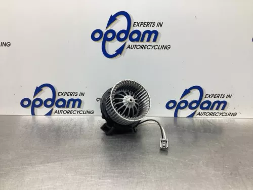 Kachel Ventilatiemotor-7581084 (17469883)