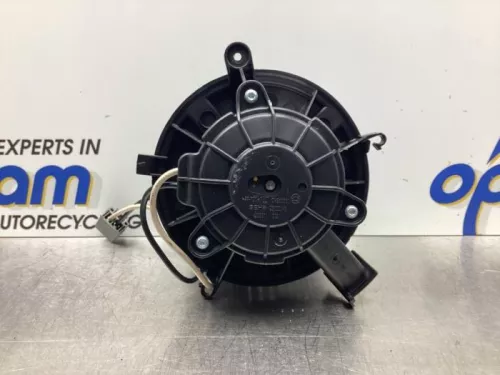 Kachel Ventilatiemotor-7581084 (17469883)
