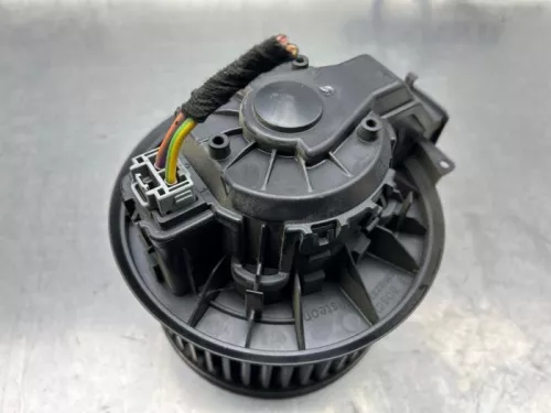 Kachel Ventilatiemotor-8284183 (22059872)