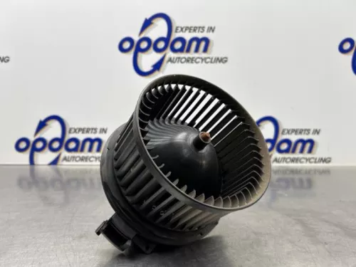 Kachel Ventilatiemotor-8284183 (22059872)