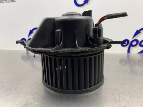 Kachel Ventilatiemotor-8252843 (21545985)