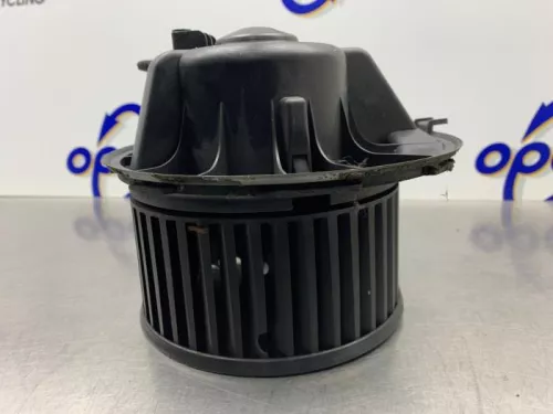 Kachel Ventilatiemotor-8252843 (21545985)