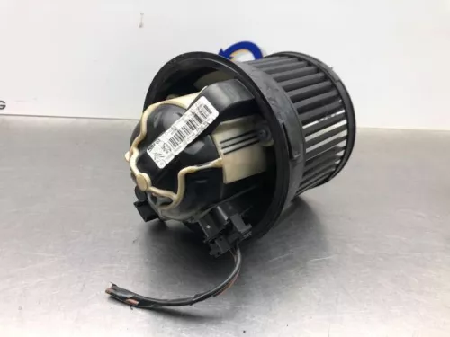 Kachel Ventilatiemotor-8146887 (21747335)