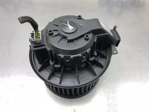 Kachel Ventilatiemotor-8160252 (20312211)