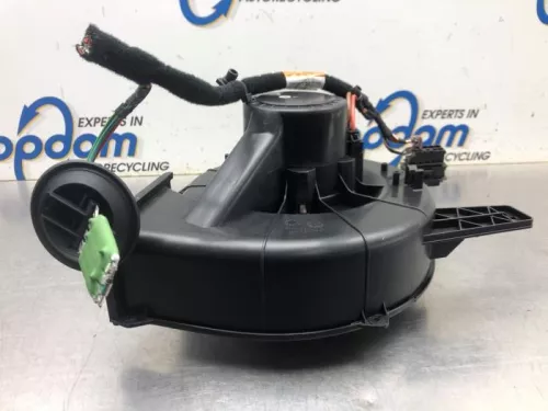 Kachel Ventilatiemotor-8082261 (20340540)