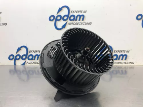 Kachel Ventilatiemotor-8047916