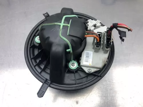Kachel Ventilatiemotor-8047916 (20213311)