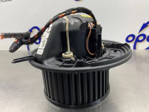 Kachel Ventilatiemotor-8225158 (21700223)