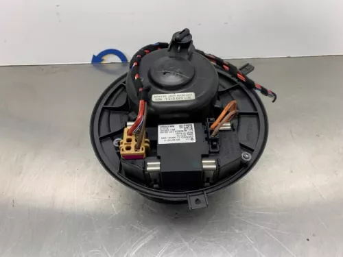 Kachel Ventilatiemotor-8258150 (22011405)