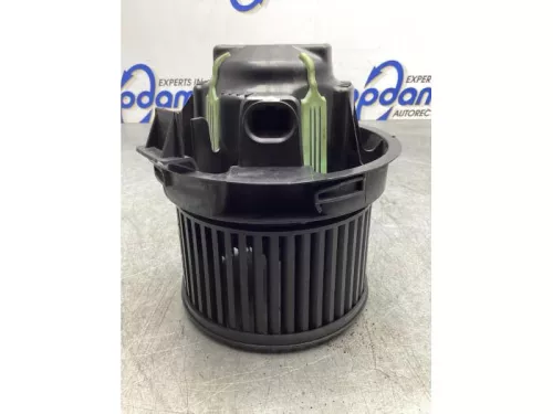 Kachel Ventilatiemotor-7745318 (18037916)