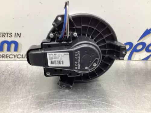 Kachel Ventilatiemotor-8077182 (19714349)
