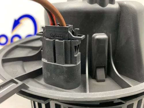 Kachel Ventilatiemotor-8142015 (21543393)