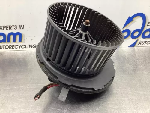 Kachel Ventilatiemotor-7932953 (18148627)
