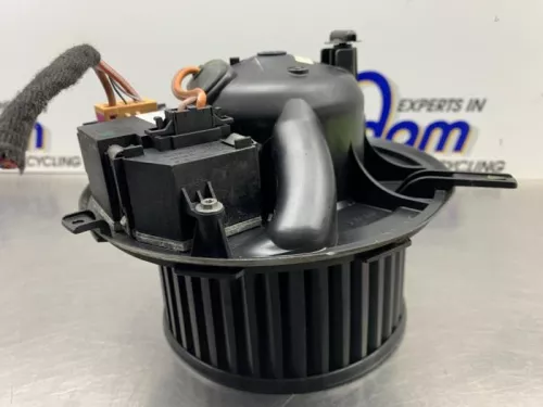 Kachel Ventilatiemotor-8203786 (21676869)