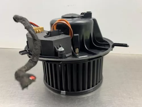 Kachel Ventilatiemotor-8157081