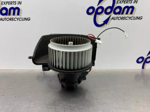 Kachel Ventilatiemotor-8172737 (21075907)