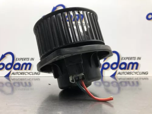 Kachel Ventilatiemotor-8256937 (21586743)