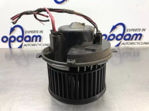 Kachel Ventilatiemotor-8231818 (21231971)