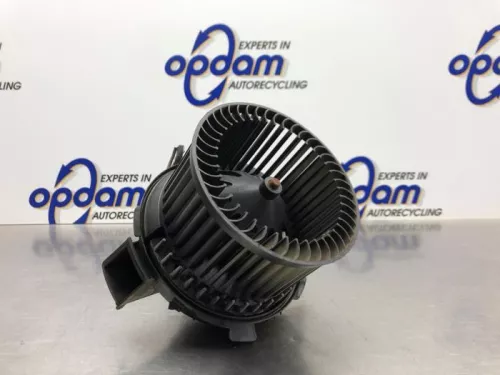 Kachel Ventilatiemotor-8231818 (21231971)