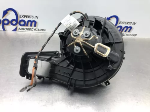 Kachel Ventilatiemotor-8215872 (21468610)